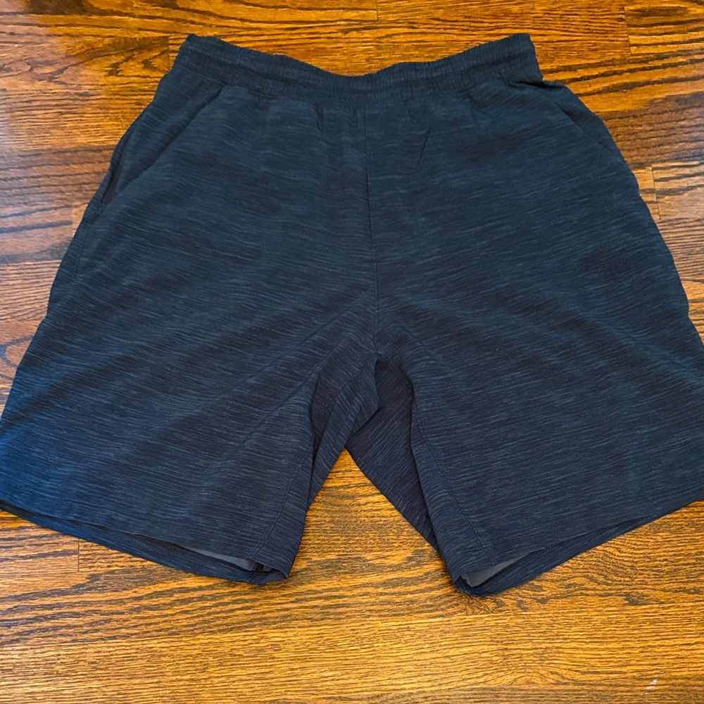 Men’s Lululemon Navy Blue 7” shorts